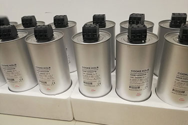 電力電容器實物圖