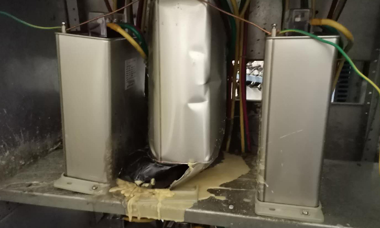 低壓電力電容器常見(jiàn)故障—滲漏油