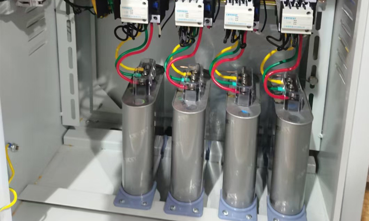 冶金行業(yè)負(fù)載特點(diǎn)及電力電容器應(yīng)用