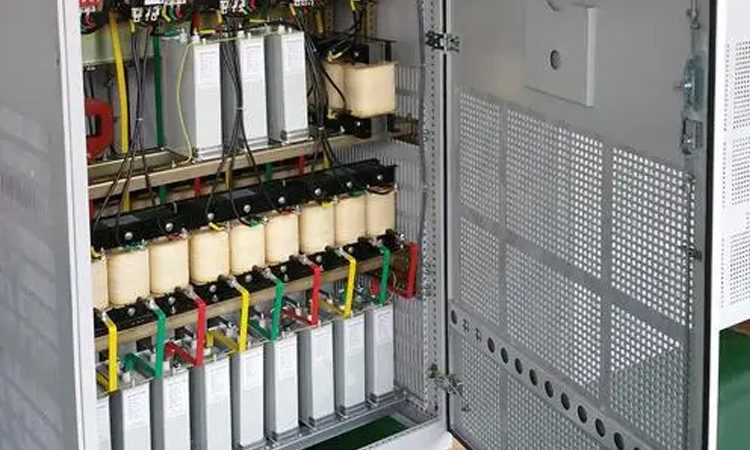 低壓電容器串聯(lián)電抗器后需要注意的3個(gè)問(wèn)題