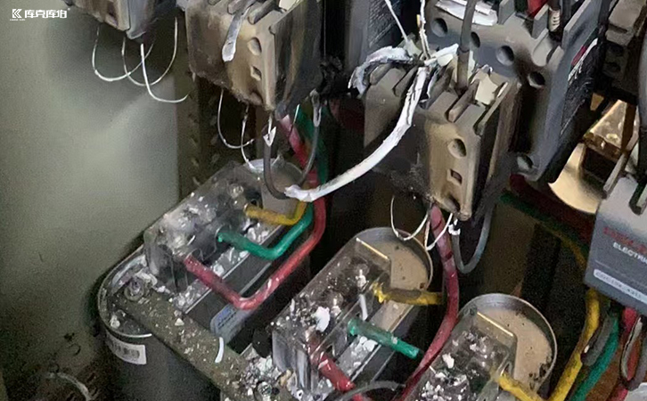 電力電容器