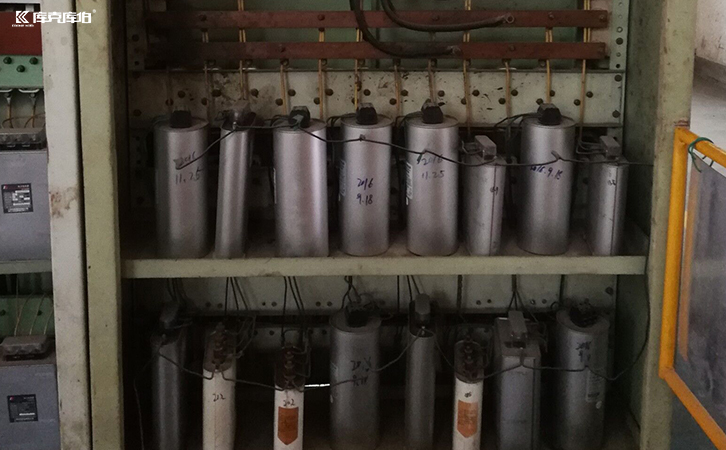 干式電容器